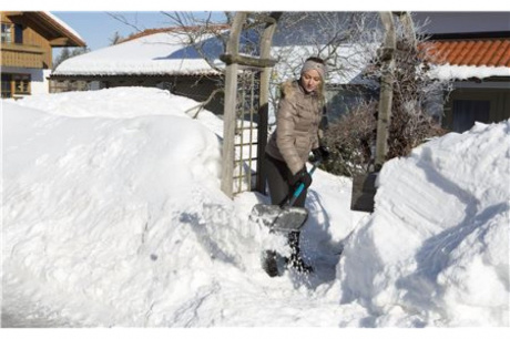 Купить Лопата для уборки снега Gardena ClassicLine 40 см     17550-30.000.00 фото №4